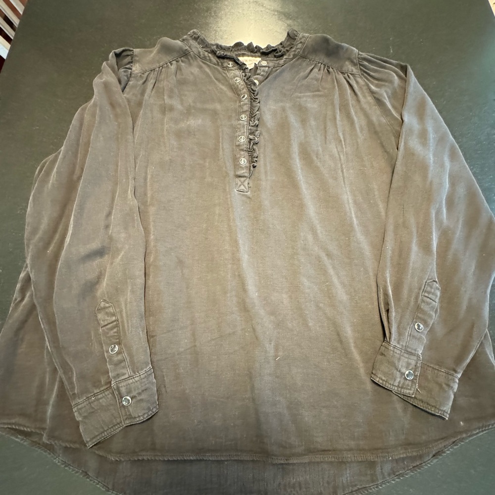 Knox Rose black ruffle top, XXL